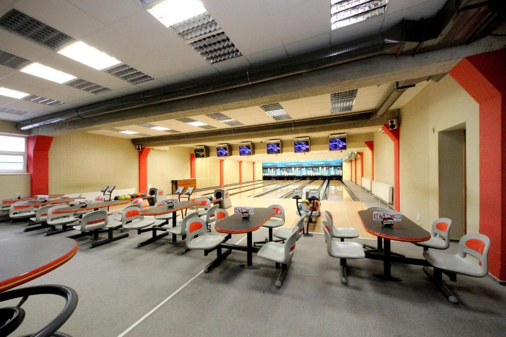 Hotel S-Centrum Бенешов Екстериор снимка